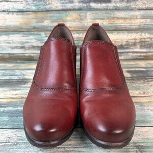 Tamaris Booties Size 7/38 Red Leather Chelsea Slip On Block Heel Dress Shoe